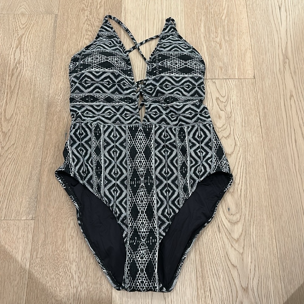 La Blanca One Piece Swimsuit